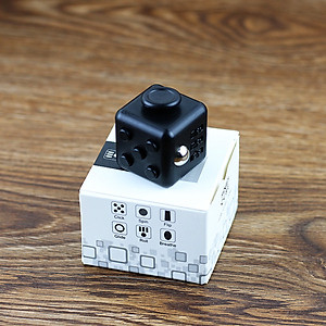 Fidget Cube khối vuông thần kì giảm stress - Màu đen
