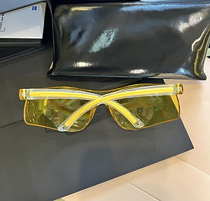 (Hàng cao cấp) Kính Trong suốt nam nữ cao cấp chống nắng uv, chống gió bụi