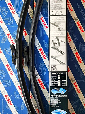 BỘ GẠT MƯA BOSCH AEROTWIN SET BMW 3-SERIES (F30, E90) X1 (E84) MERCEDES GLA (X156) CLA (X117) - 19X24 (7296)