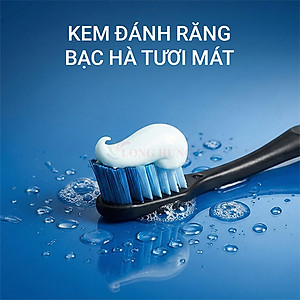 Kem đánh răng Crest Plus Whitening (161g) - Hàng chính hãng