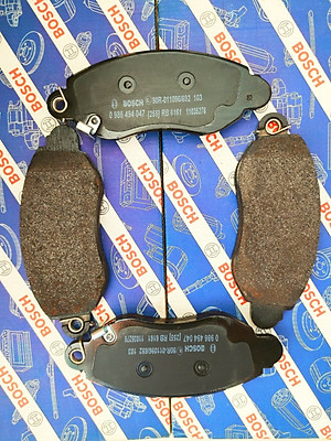 Bố Thắng Trước Ford Transit (2000-2006) - Bosch BP 4047