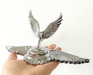 Logo cánh chim 3D cao cấp gắn capo ô tô