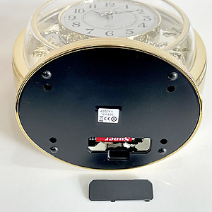 Đồng Hồ Để Bàn Rhythm 4SG768WR18 - Vàng (20.8 x 25.5 x 13.7 cm)