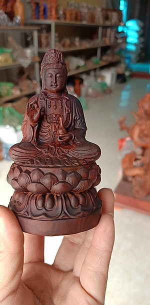 Tượng phật bà quan âm bồ tát bằng gỗ trắc đỏ đen kt 12×7×6cm