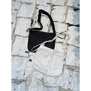 Túi xoắn dây.  đeo chéo,tote đi học hàng Ulzzang, 2 màu Đen Trắng vải Kaki mềm, dây rút điều chỉnh 