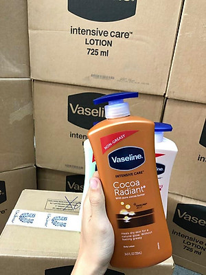 Sữa Dưỡng Thể Vaseline Total Moisture Cocoa Radiant 725ml mẫu mới