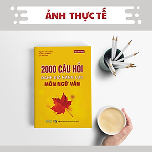 Sách ID 2000 câu hỏi đánh giá năng lực môn ngữ văn MoonBook ôn thi, luyện đề ĐGNL của trường Đại học Quốc gia TP HCM