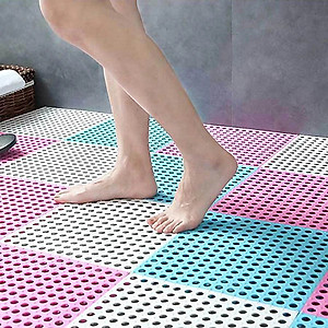 Combo 6 Tấm Thảm Nhựa Chống Trơn Trượt Nhà Tắm Lỗ Ghép Kháng Khuẩn GROFA (Giao Màu Ngẫu Nhiên )