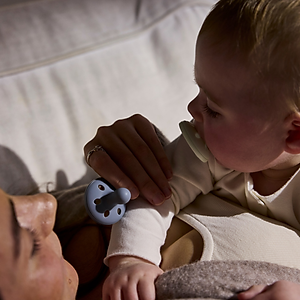 Ty Ngậm Mô Phỏng Ti Mẹ Dành Cho Bé Từ 0 - 6 Tháng, 6 - 18 Tháng (Vỉ Đôi, Tách Lẻ)