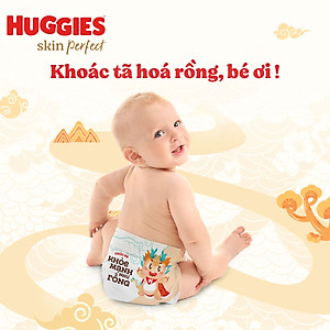 Tã quần Huggies Skin Perfect phiên bản Rồng giới hạn Mega Jumbo M98+4 miếng với 2 vùng thấm giảm kích ứng da