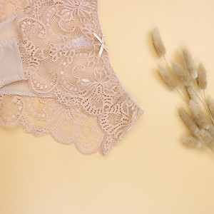 Quần Lót Nữ Ren Cạp Vừa Luperi LU3QL730 Dáng Bikini Mềm Mịn, Co Giãn, Không Lằn Mông, Kháng Khuẩn, Khử Mùi Tốt