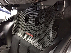 Thảm sàn, lót sàn cao su 3D không mùi Cao cấp dành cho xe Toyota Fortuner 2017-2019