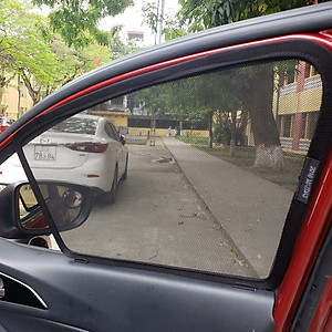 Bộ Rèm Chắn Nắng Nam Châm Theo Xe Dành Cho Các Dòng Xe Ô Tô Mazda