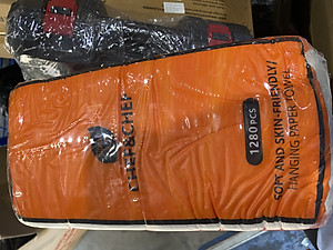 Khăn giấy 4 lớp treo tường dạng rút tiết kiệm, an toàn, tiện lợi