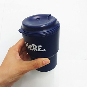 Cốc uống nước nắp xoay Inomata HERE có chỗ cắm ống hút - Nội địa Nhật Bản