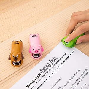  Dập ghim mini #10 Deli - 12 trang, gấu nâu, lợn hồng, cá sấu xanh - 1 cái - E0452