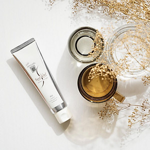 Kem Đánh Răng Apagard Tẩy Vết Vàng Ố Apagard Smokin' 105 G