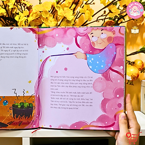 Sách Tết 2023 - Set Mở ra là thấy Tết (2 phiên bản Bắc Nam) kèm quà tặng cho bé - Lionbooks Mộc Nhiên