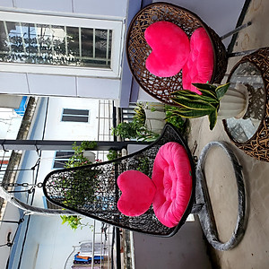 Bộ bàn ghế sân vườn + xích đu NAVICOM - Nệm  vải nhung hồng