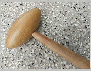 Búa Đấm Huyệt Đạo Massager- Gỗ Bách Xanh KT 32 X 9.5 X 4.5 CM - Gõ Thư Giãn Vùng Thái Dương - Gõ Trên Cánh Tay