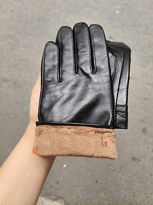 Găng tay nam da dê cao cấp - BHY8101 Bao tay nam lái xe, Găng tay mùa đông. Lót lông mềm mại, dễ chịu khi đeo.