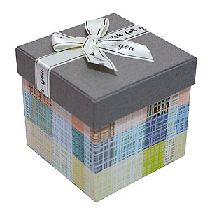 Hộp quà Vuông Phượng Hoàng V017 - 10 x 10 x 10 cm - Giao mẫu ngẫu nhiên