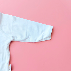 Áo sơ sinh Babiboo tay dài cài giữa vải visco siêu mềm mại