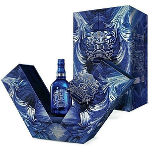 Bộ sản phẩm rượu Chivas Regal 18 Blue Signature 700ml