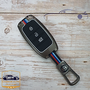 Ốp Chìa Khóa KIA Soluto, Seltos, Cerato, Sorento, Rondo 3 Nút Chất Liệu Hợp Kim, Kèm Móc Treo Cao Cấp - Hàng Nhập Khẩu