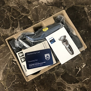 Máy cạo râu khô và ướt cao cấp Philips Norelco S5355/82 tích hợp đầu cạo linh hoạt theo 5 hướng cạo nhanh và sát - Hàng Nhập Khẩu