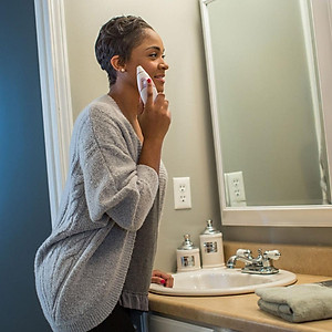 Máy siêu mài mòn kim cương cầm tay USA công nghệ Microdermabrasion, trẻ hóa da HoMedics MDA-100 nhập khẩu USA 