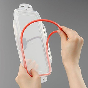 Hộp nhựa trong đựng thực phẩm hình vuông 1,3 lít - Hàng nội địa Nhật Bản