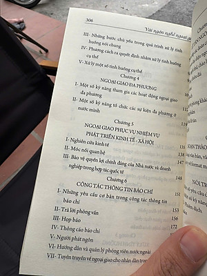 VÀI NGÓN NGHỀ NGOẠI GIAO – Vũ Khoan – Lightbooks – NXB CTQG Sự thật