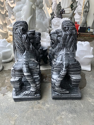 Cặp Sư Tử phong thủy đá cẩm thạch vân đen - Cao 40 cm