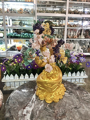 Cây Tài Lộc phong thủy đá thạch anh ngũ sắc với đế hình thỏi vàng để bàn làm việc, bàn thờ thần tài - Cao 30 cm
