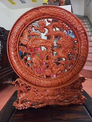 Đĩa trang trí phong thủy trạm khắc tứ linh bằng gỗ hương đá mặt rộng 40×4cm