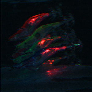 Mồi tôm câu mực điện tử LED xuống nước là sáng