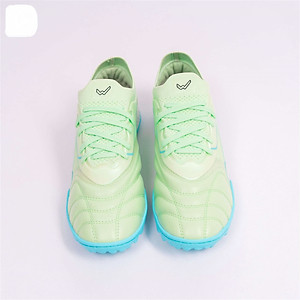 Giầy đinh đá bóng sân cỏ nhân tạo Quang Hải 19Z-VOL tặng kèm tất đá bóng