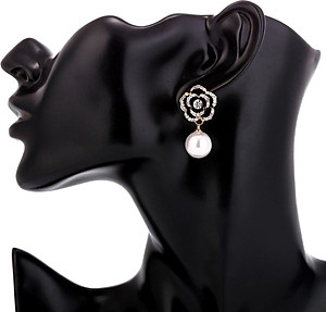 Bông tai hoa hồng ngọc trai sang trọng