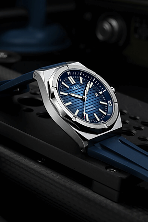 Đồng hồ nam chính hãng I&W CARNIVA 711G-S1 hàng mới,Kính sapphire chống xước ,Chống nước 50m ,Bảo hành chính hãng,Máy cơ (Automatic),dây cao su cao cấp, mặt xanh thiết kế đơn giản dễ đeo