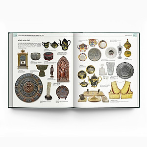 Sách Hồ Chí Minh - Tiểu Sử Bằng Hình (Gần 700 Tranh Ảnh Và Bản Đồ)