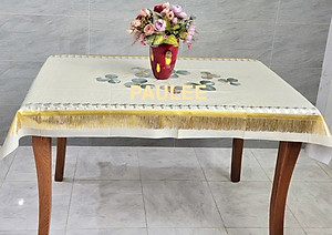 Khăn trải bàn W.751 90x150 cm, hoa văn nổi - nhũ vàng sang trọng không thấm nước, dễ làm sạch