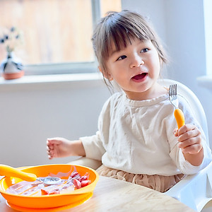 Bộ thìa nĩa ăn dặm cho bé Easy Grip Marcus & Marcus, từ 3 tuổi