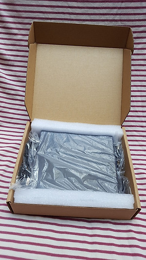 Hộp đựng ổ đĩa laptop DVD gắn ngoài qua cổng USB - Dùng cho ổ dvd mỏng 9.5mm và dầy 12,7mm - Hàng chính hãng