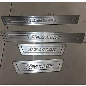 Bộ Nẹp Bước Chân Chống Trầy Trong Ngoài Dành Cho Xe Mitsubishi Xpander