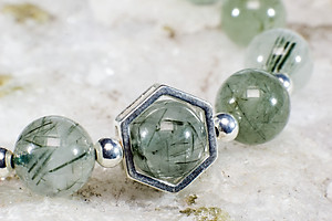 Vòng Tay Đá Phong Thủy Nữ Thạch Anh Tóc Xanh Thiên Nhiên AAAA Mạng Mộc - Hỏa VT056