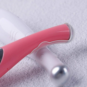 Máy massage vùng da quanh mắt , xóa nhăn và thâm quần mắt