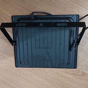 Đèn Năng Lượng Mặt Trời Pha 200W