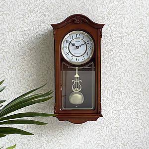 Đồng hồ treo tường RHYTHM WOODEN WALL CLOCKS CHIME CMJ502FR06 ( Kích thước 23.0 x 48.1 x 10.9cm), Vỏ màu nâu