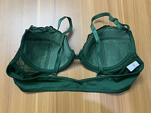 Áo ngực mỏng thêu hoa cài trước có gọng